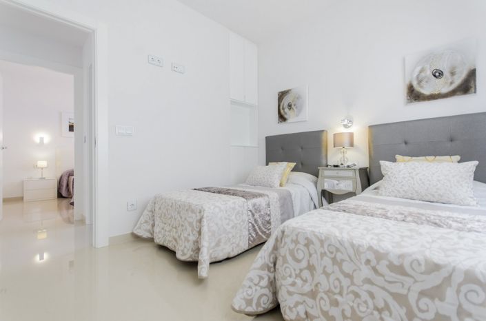 Image No.13-4 Bed Bungalow for sale