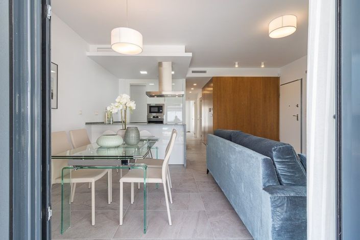 Image No.18-3 Bed House for sale