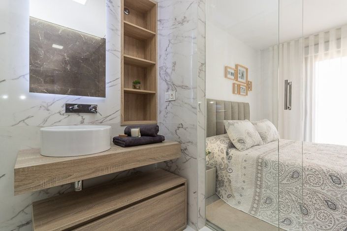 Image No.44-3 Bed House for sale