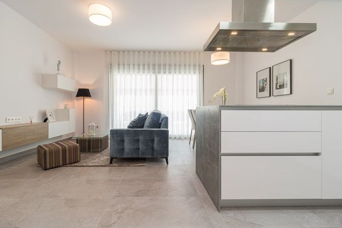 Image No.8-3 Bed House for sale