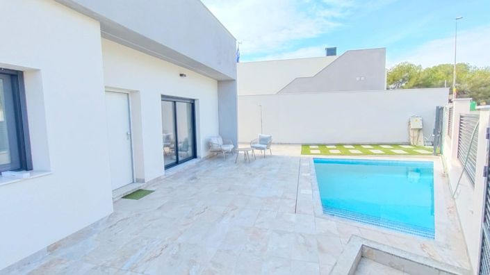 Image No.16-3 Bed Villa for sale