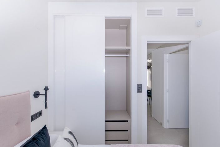 Image No.18-2 Bed Bungalow for sale