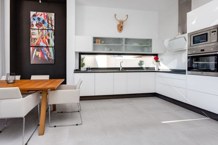 Image No.6-3 Bed Villa for sale