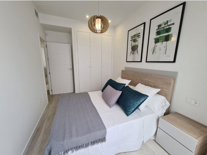 Image No.4-3 Bed Townhouse for sale