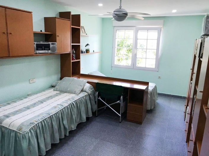 Image No.15-6 Bed House for sale