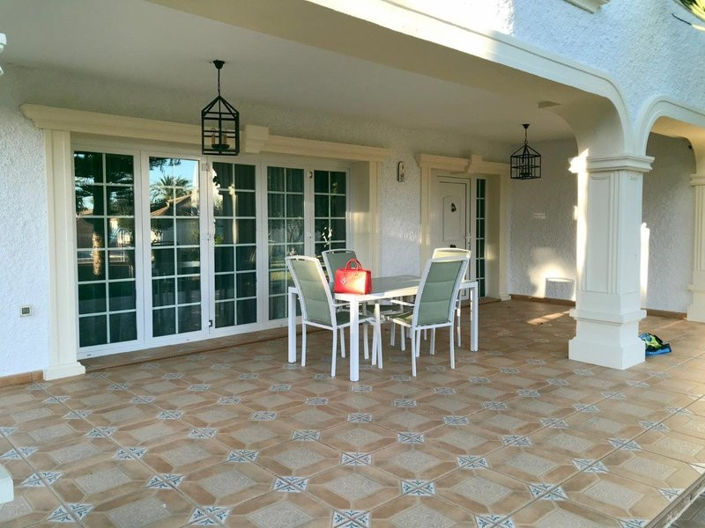 Image No.5-6 Bed House for sale