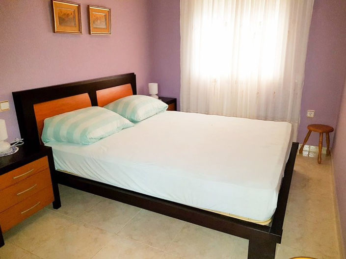 Image No.17-5 Bed House for sale