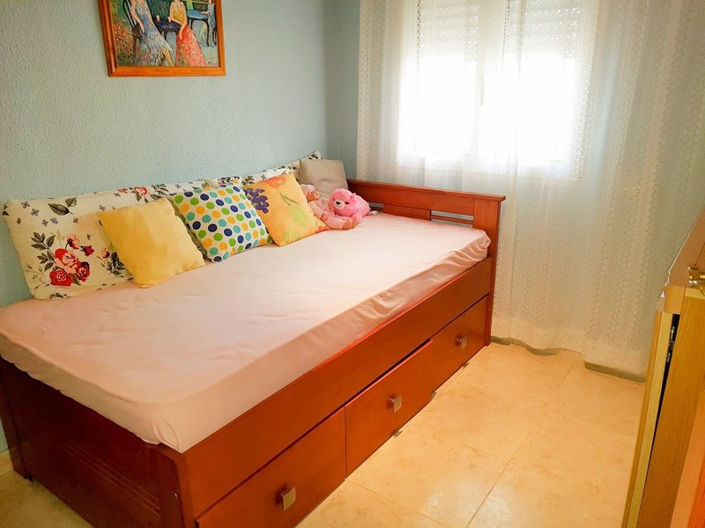 Image No.19-5 Bed House for sale