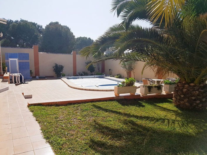 Image No.25-5 Bed House for sale