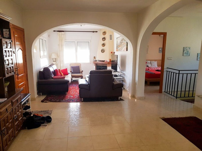 Image No.3-5 Bed House for sale