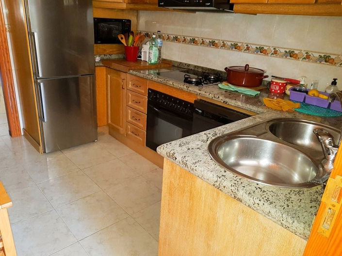 Image No.5-5 Bed House for sale