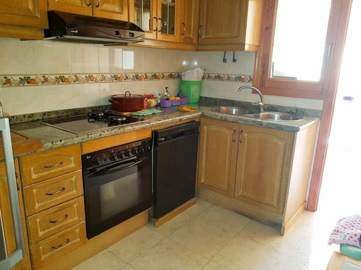 Image No.7-5 Bed House for sale