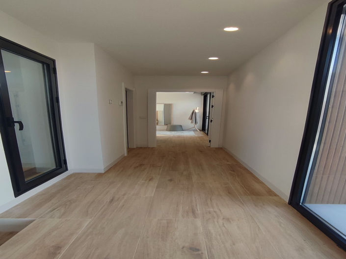 Image No.13-3 Bed House for sale