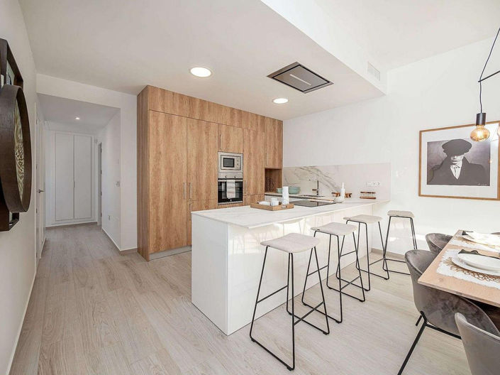 Image No.5-3 Bed House for sale