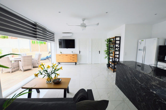 Image No.13-5 Bed House for sale