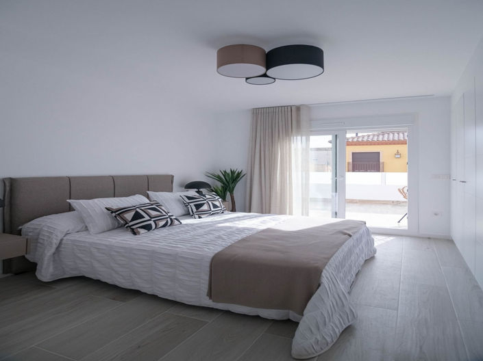 Image No.26-3 Bed House for sale