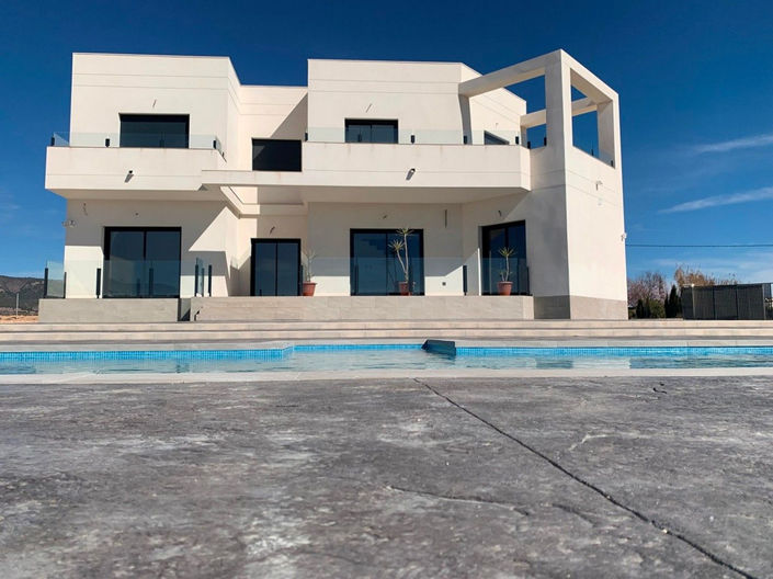 Image No.20-4 Bed Villa for sale
