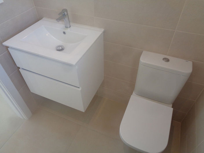 Image No.18-4 Bed House for sale