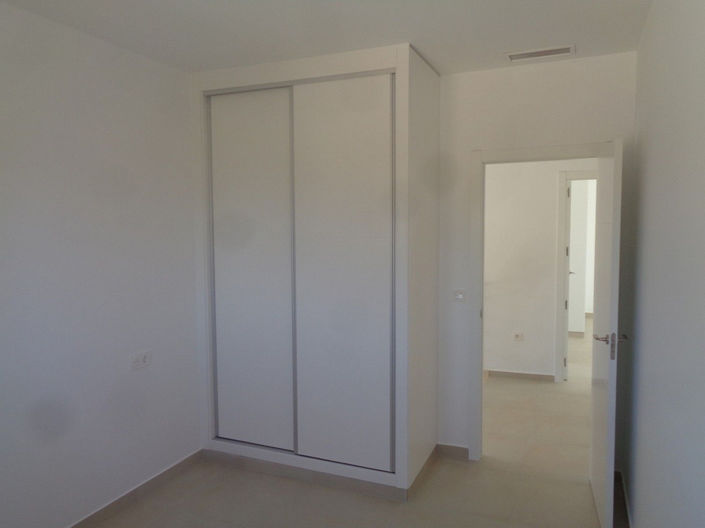Image No.8-Villa de 4 chambres à vendre à Alicante City