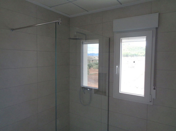 Image No.34-4 Bed House for sale