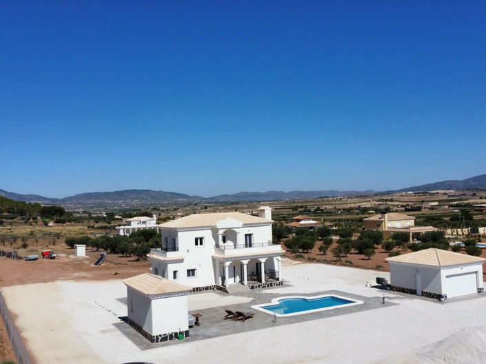 Image No.5-Villa de 4 chambres à vendre à Alicante City