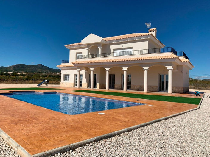 Image No.11-4 Bed House for sale