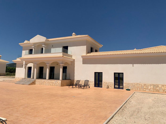 Image No.17-4 Bed Villa for sale