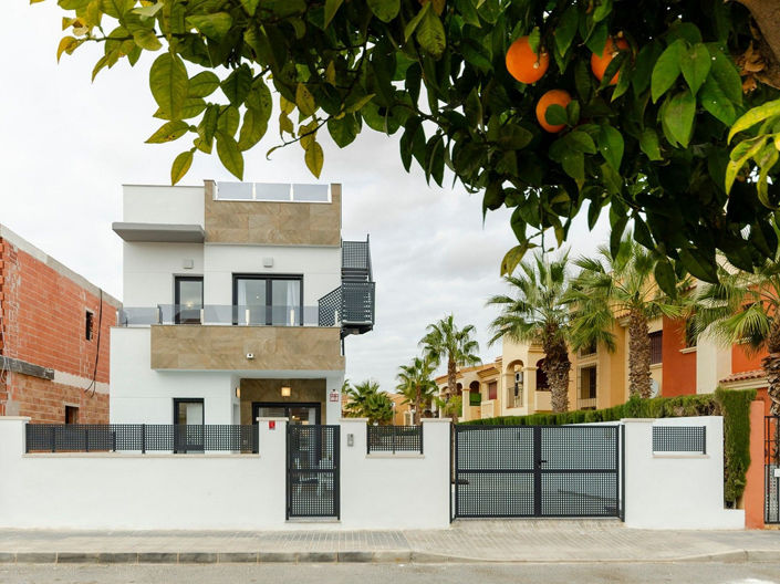 Image No.2-Villa de 3 chambres à vendre à Torrevieja