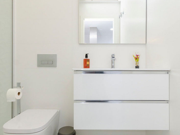 Image No.25-3 Bed House for sale