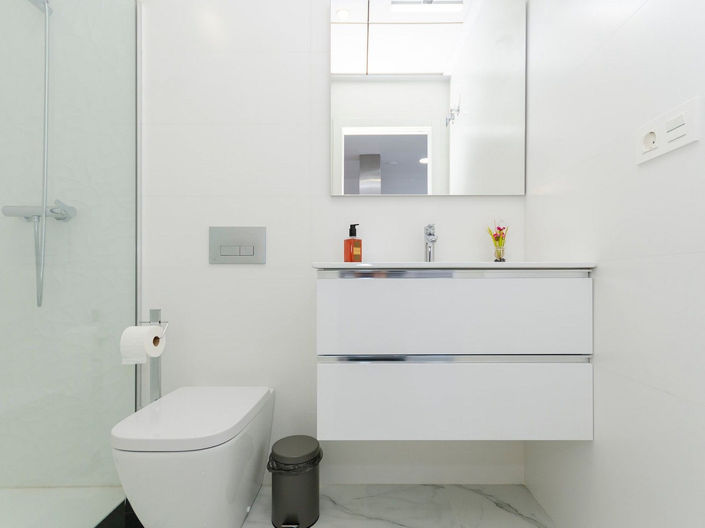 Image No.26-3 Bed House for sale