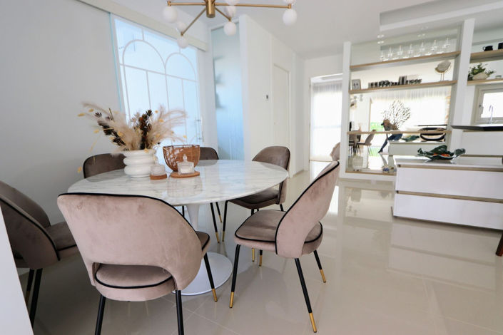 Image No.11-4 Bed House for sale