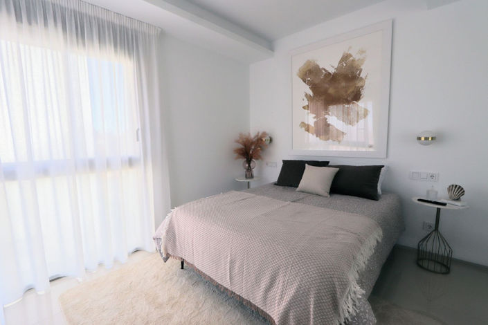 Image No.23-4 Bed House for sale