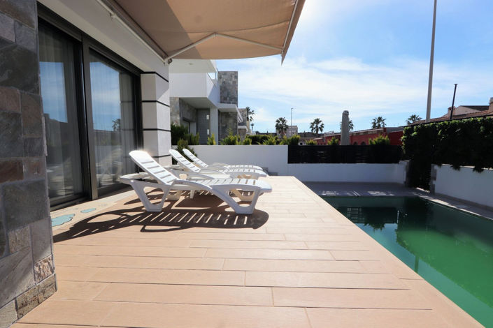 Image No.40-Maison de 4 chambres à vendre à Los Alcázares