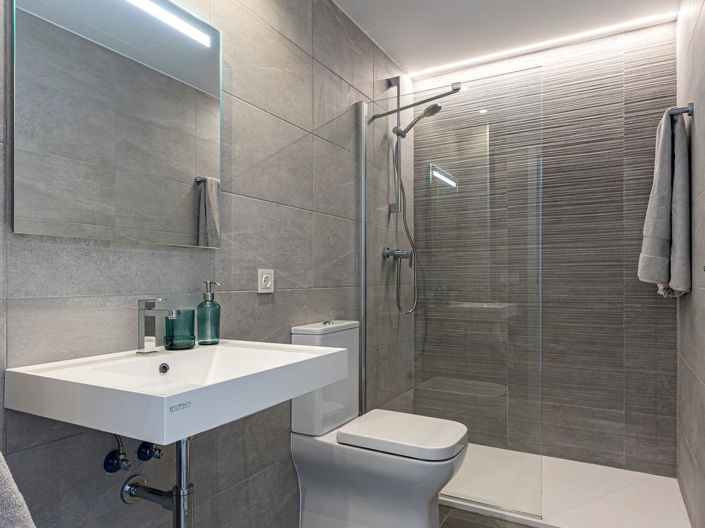 Image No.15-2 Bed Apartment for sale