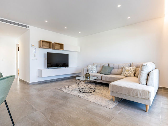 Image No.5-2 Bed Apartment for sale