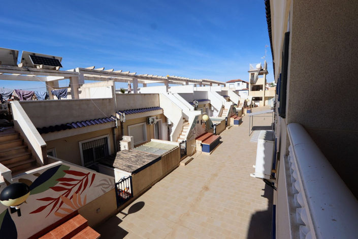 Image No.25-3 Bed House for sale