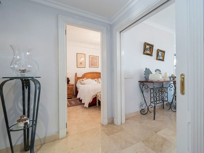 Image No.12-2 Bed Apartment for sale