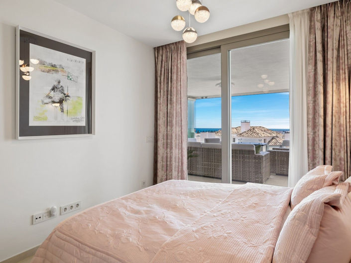 Image No.15-7 Bed Apartment for sale