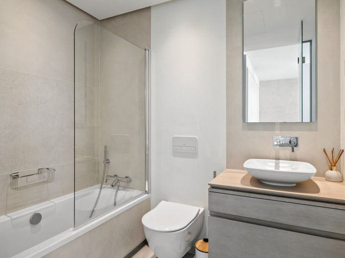 Image No.19-7 Bed Apartment for sale