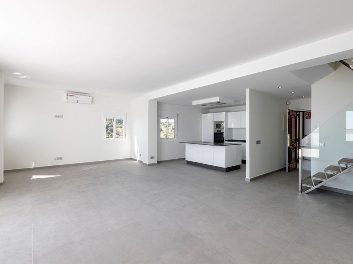 Image No.7-3 Bed Apartment for sale