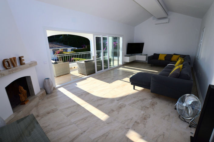 Image No.4-6 Bed House for sale