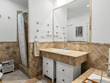 15-11d12f2f454f2f5e9b981fdd8b901d51