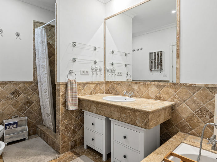 Image No.15-Maison de 4 chambres à vendre à El Paraiso