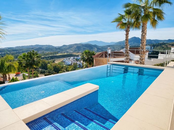 Image No.2-Villa de 4 chambres à vendre à Benahavis