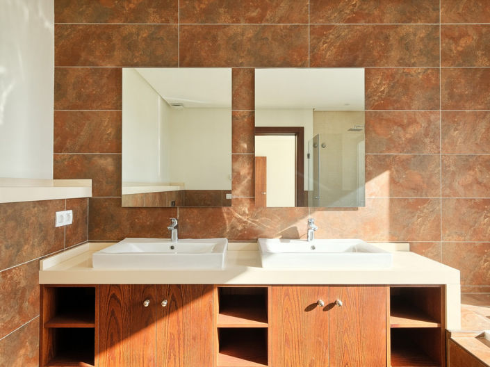 Image No.28-4 Bed House for sale