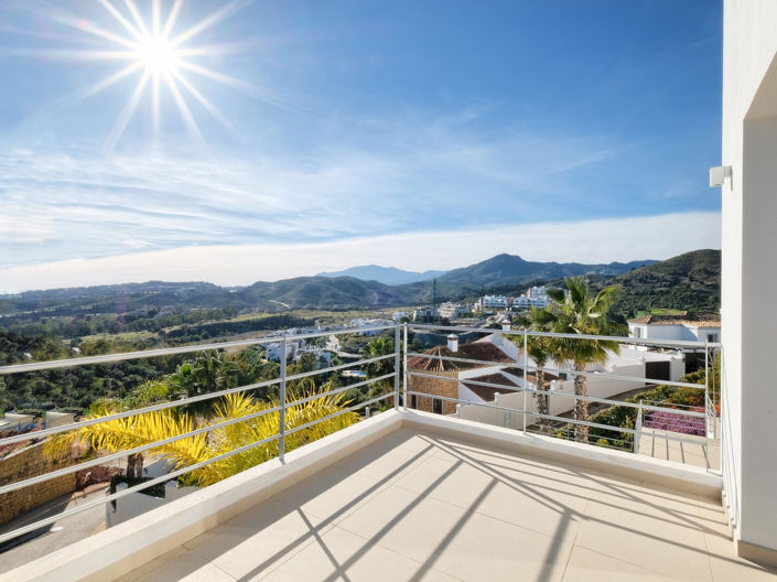 Image No.29-4 Bed House for sale