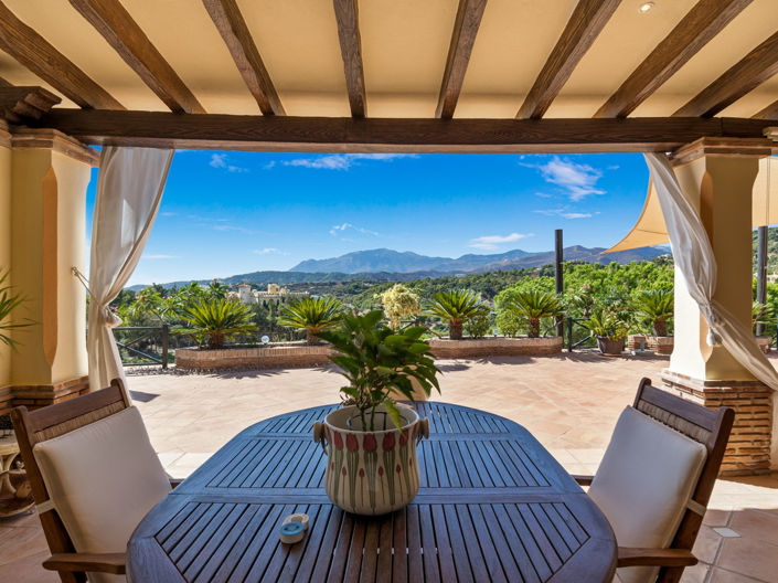 Image No.32-4 Bed House for sale