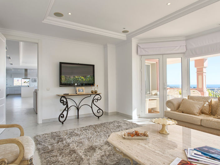 Image No.10-8 Bed House for sale