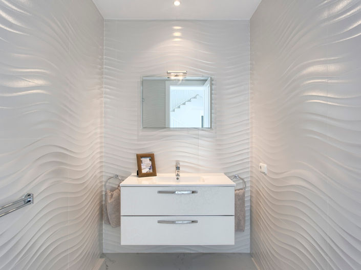 Image No.14-8 Bed House for sale