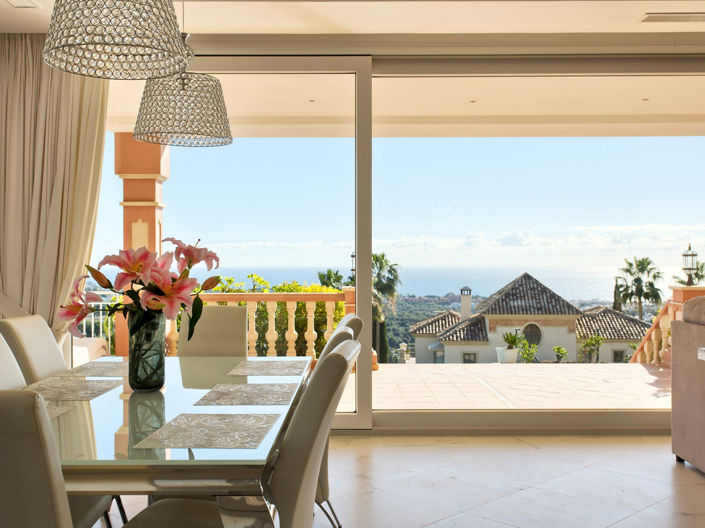 Image No.15-8 Bed House for sale